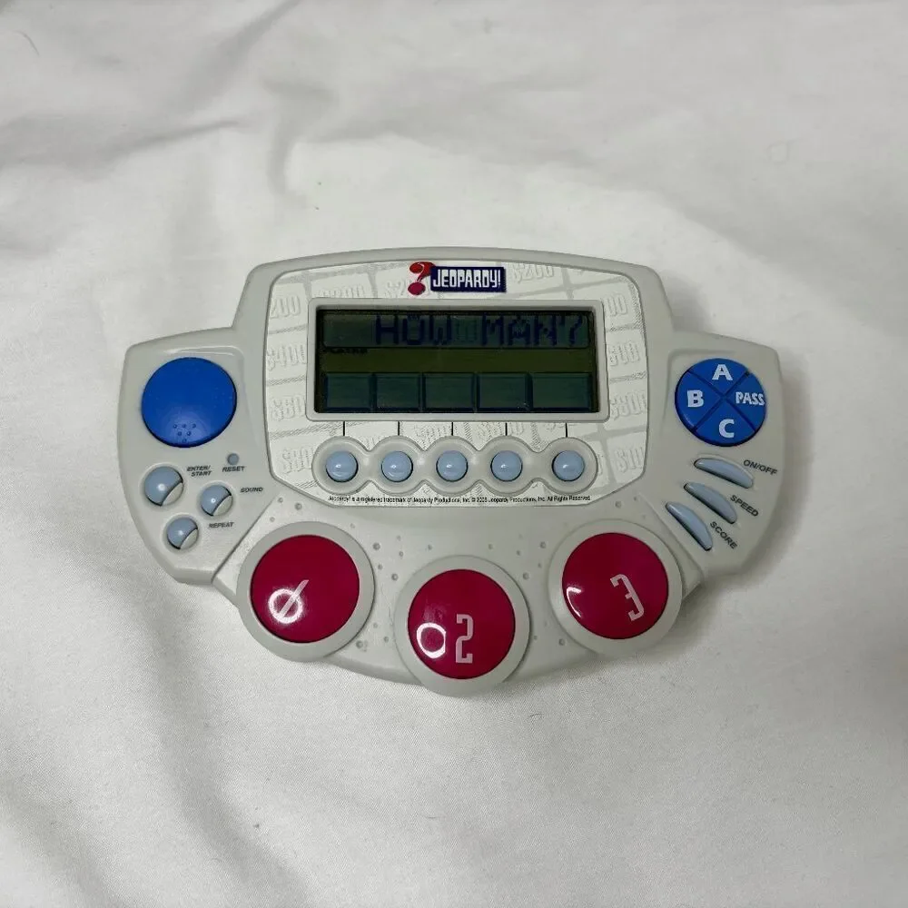 Tiger‎ Electronics 2005 Jeopardy Handheld Game 1200 Questions Travel Game